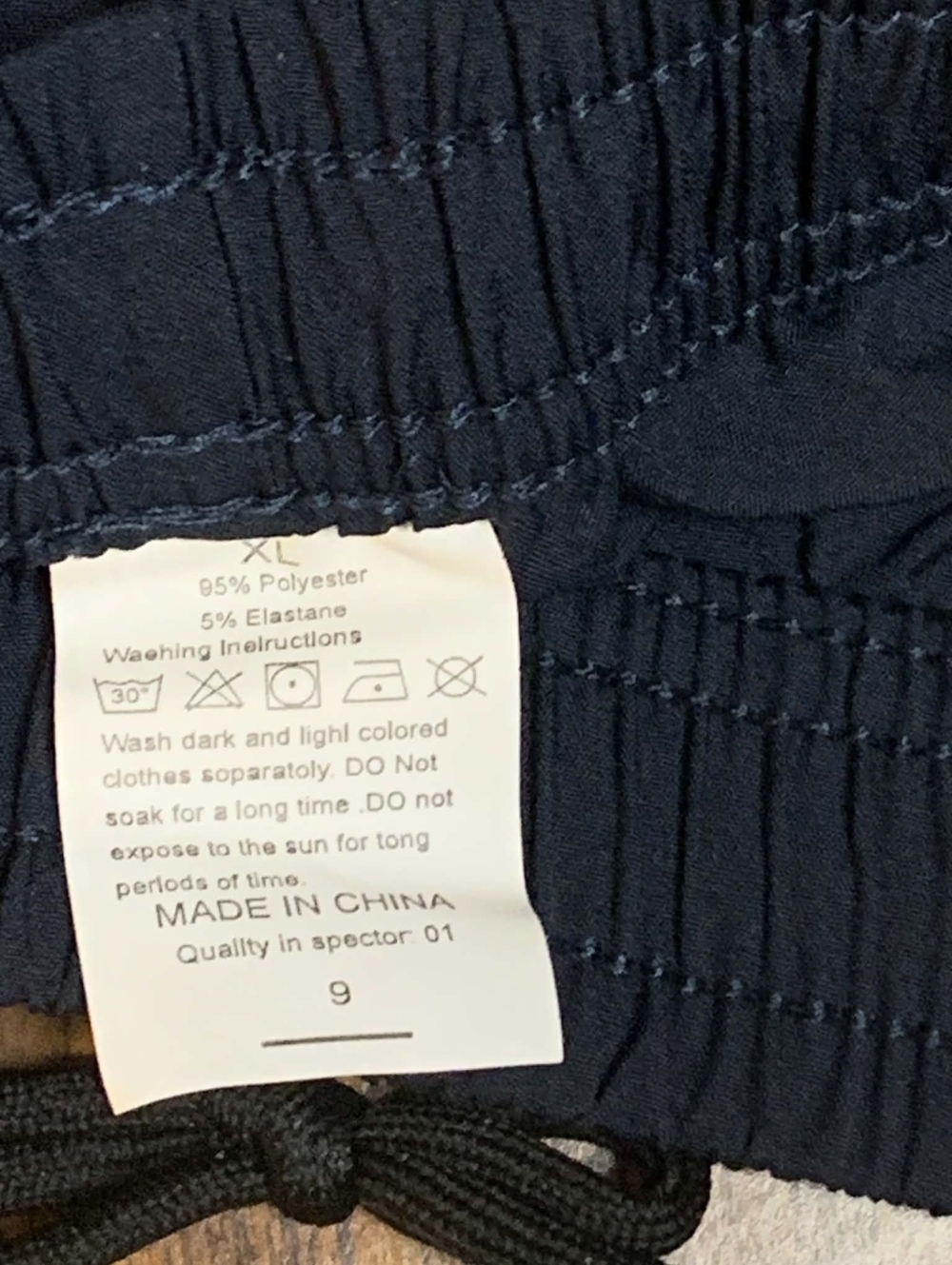New Men's Navy Performance Athletic Shorts with Zipper Pockets - Picture 4 of 5